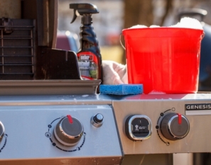 Barbecue Cleaning